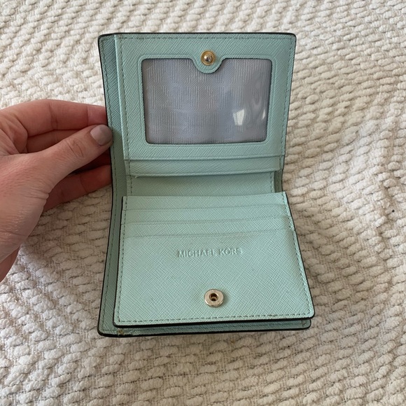 MK Tiffany blue wallet - Picture 2 of 2